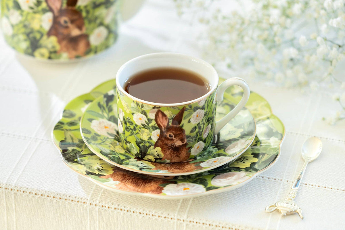Bunny in Bloom Porcelain Tea Set – Teapot with 4 Cups & Saucers