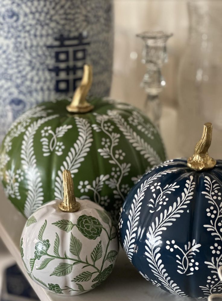 Green Leaf Pumpkin (various sizes)