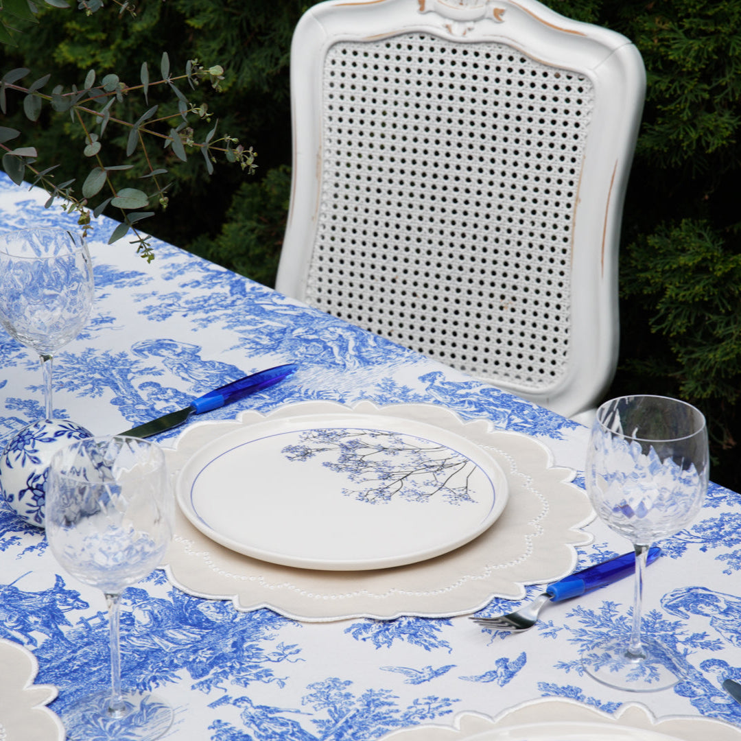 Harmony Cream Round Fabric Placemat
