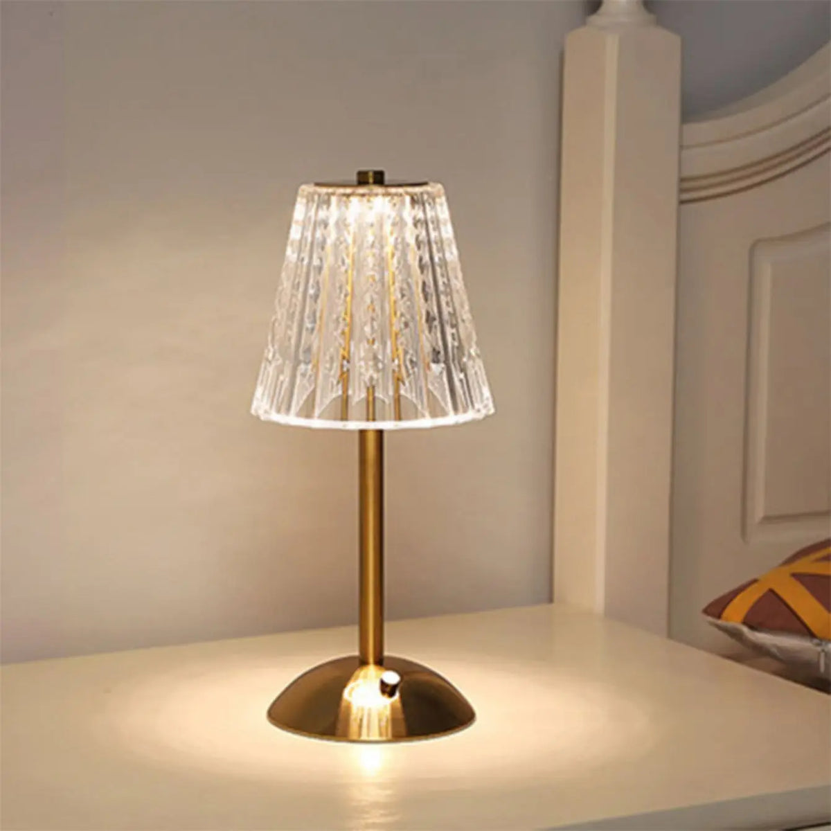 Crystal Retro Rechargeable Table Lamp