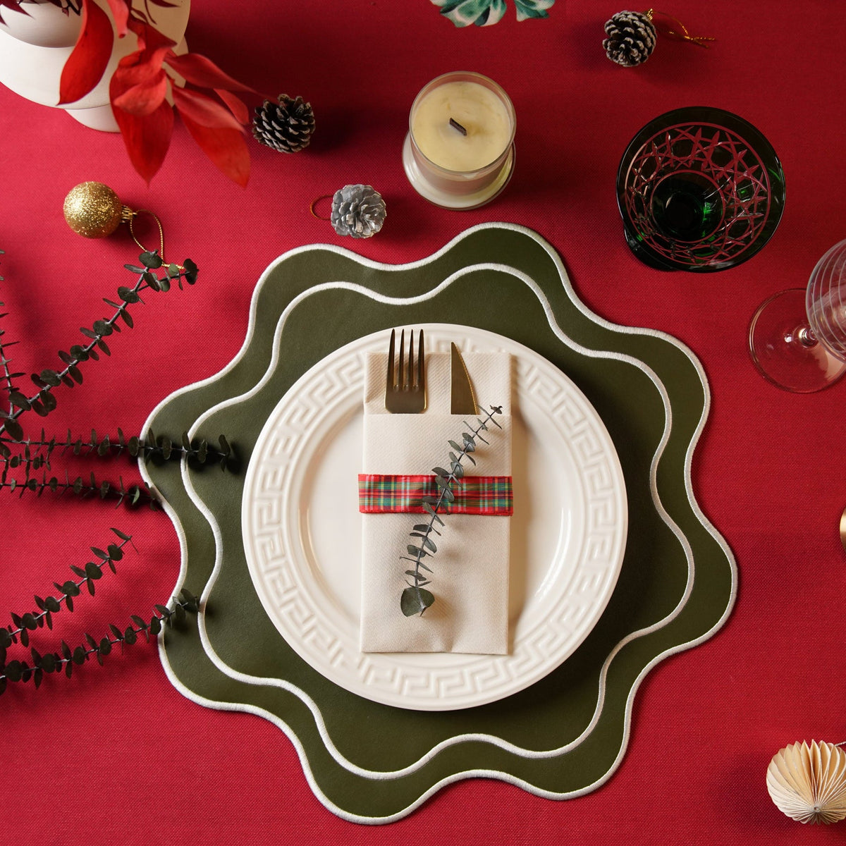 Haven Dark Green Wavy Edge Faux Leather Placemat