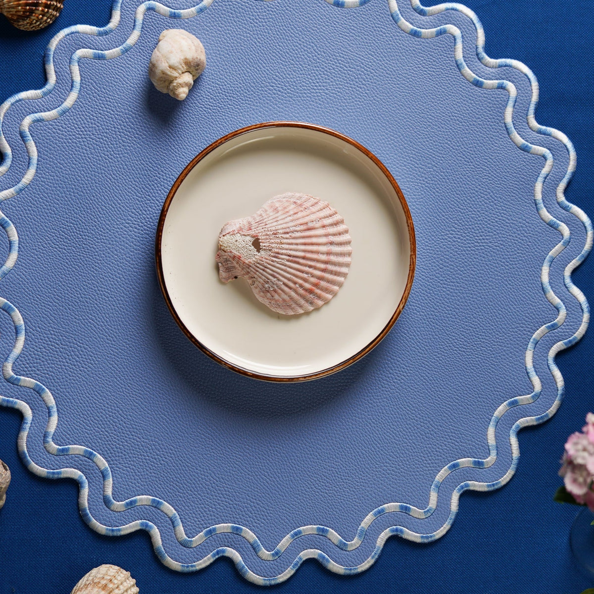 Elysian Light Blue Round Faux Leather Placemat