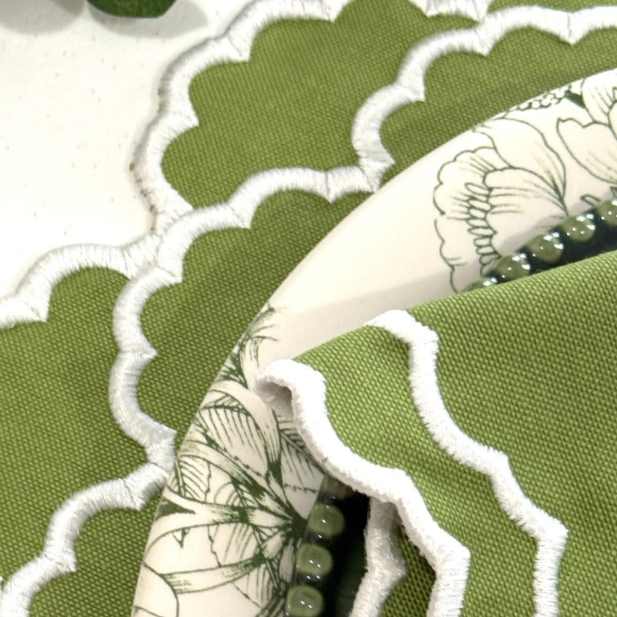 Cressida Green Round Fabric Placemat & Napkin Set