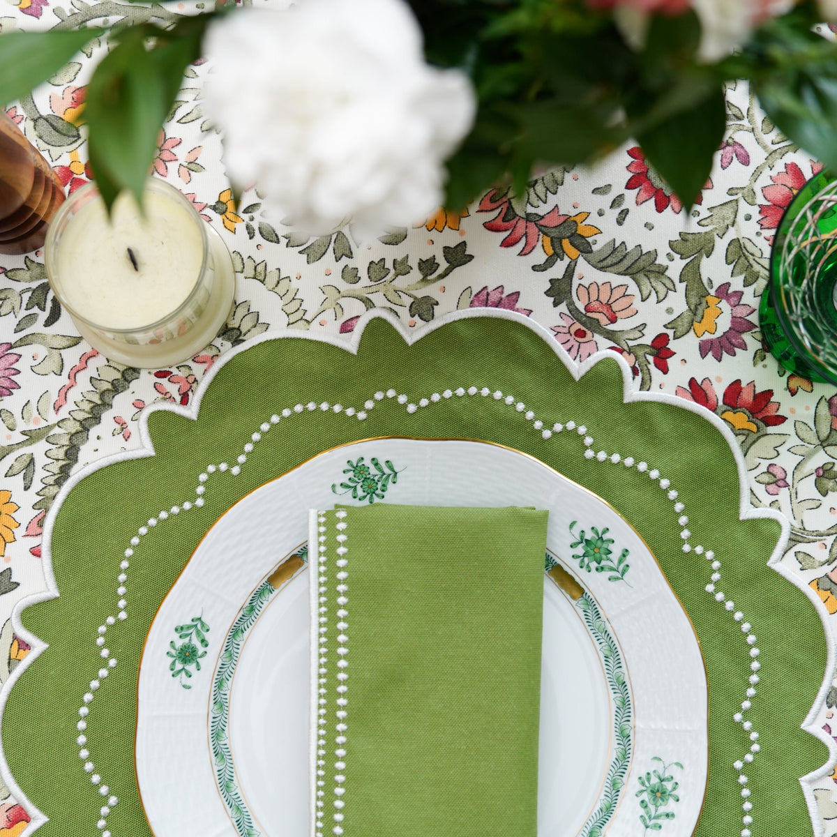 Harmony Green Round Fabric Placemat & Napkin Set
