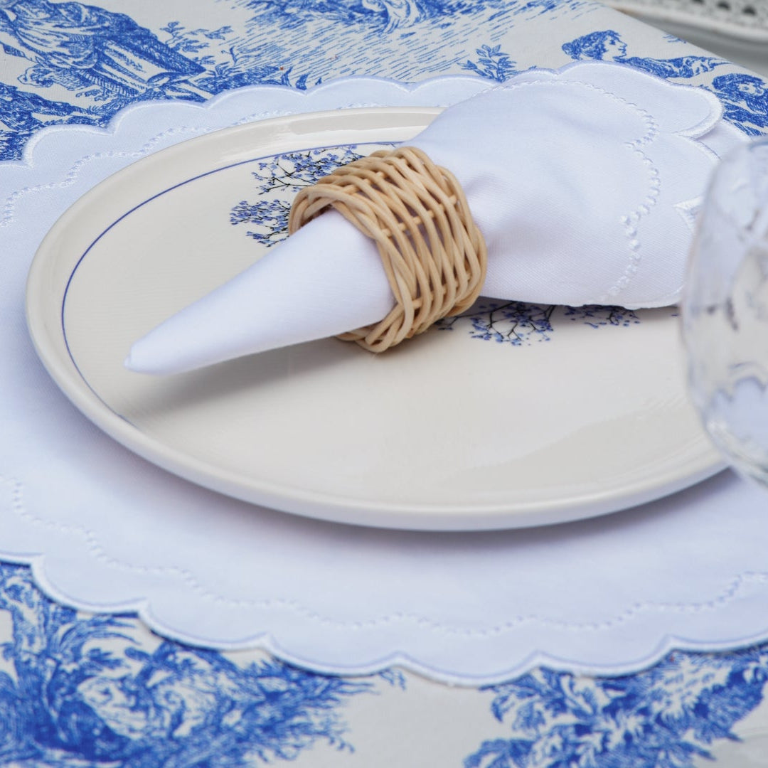White Scalloped Placemat & Napkin Set