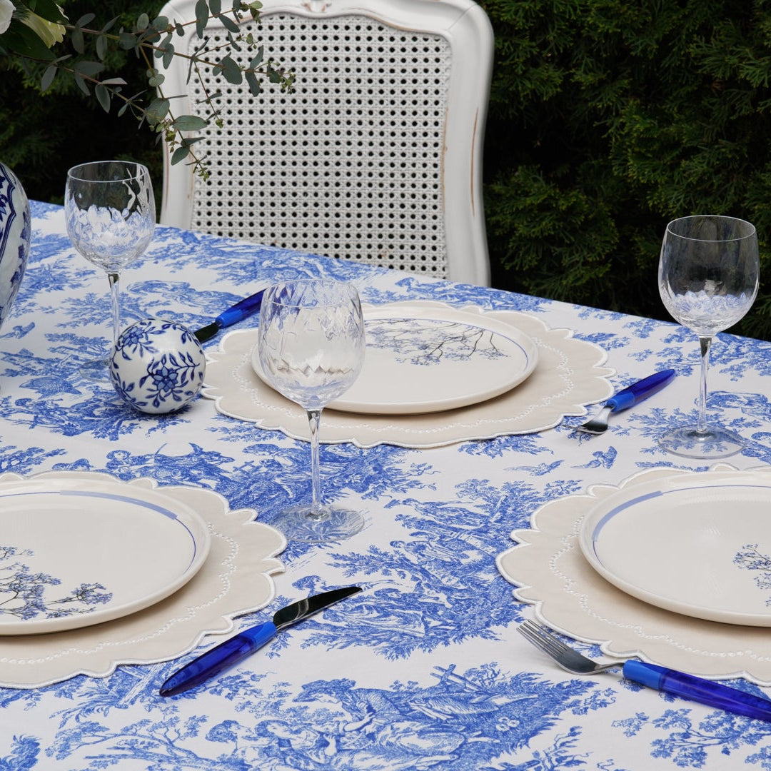 Harmony Cream Round Fabric Placemat