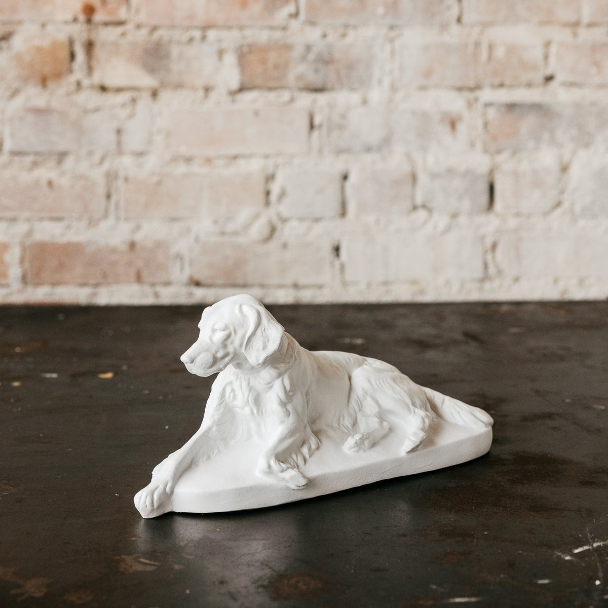 Resting Setter Statue (Various Colors)