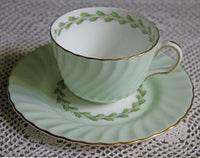 Minton Cheviot Green Cups & Saucers – Set of 4 with Laurel Garland S503