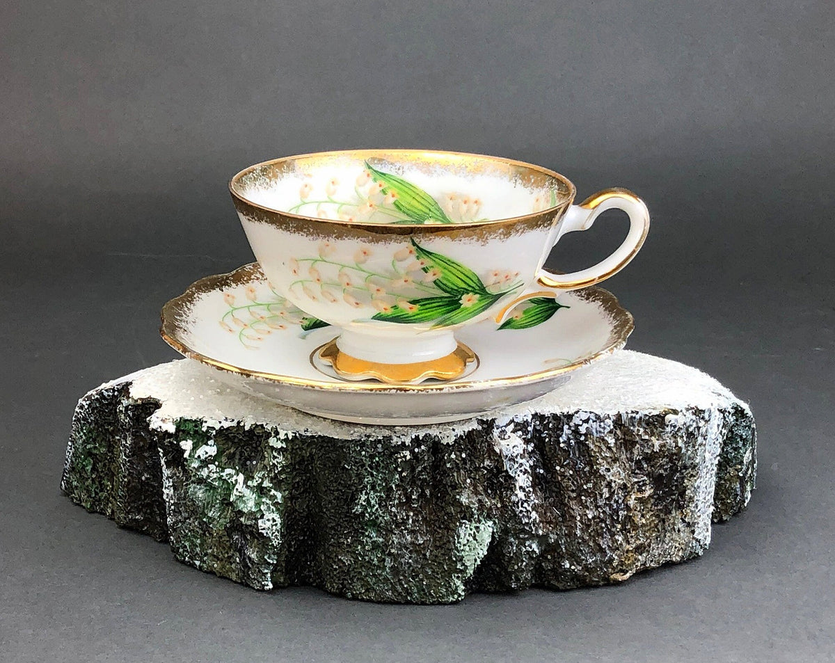 Vintage Teacup & Saucer – Lilies of the Valley Pattern