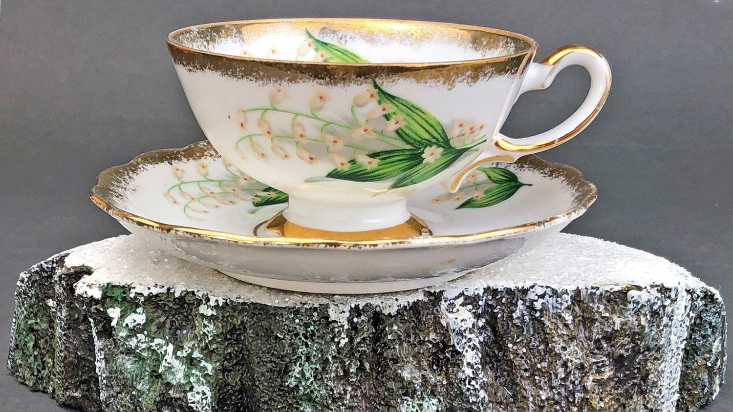 Vintage Teacup & Saucer – Lilies of the Valley Pattern