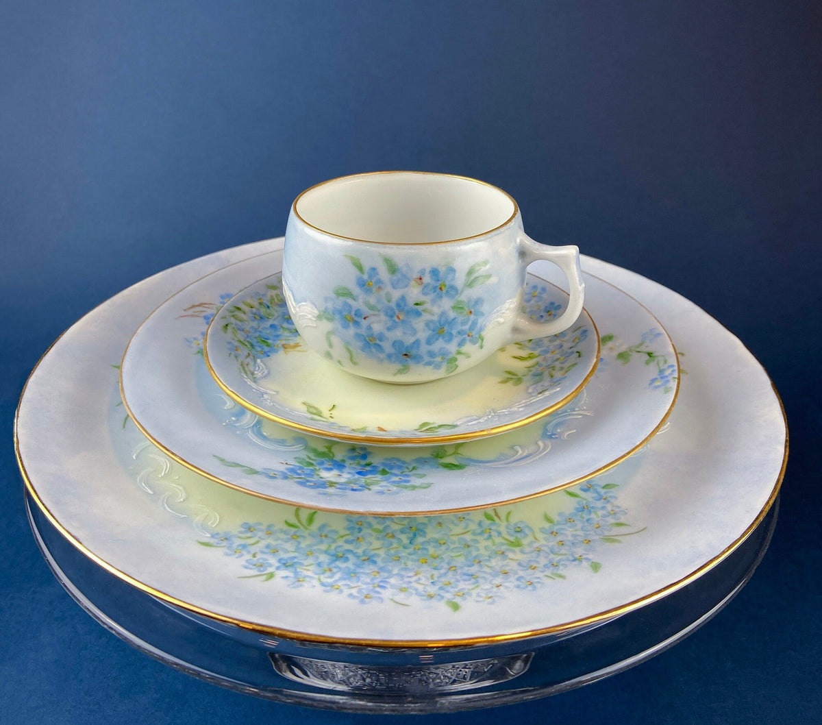 Antique Forget-Me-Not Porcelain Set – Cup, Saucer, and Plates
