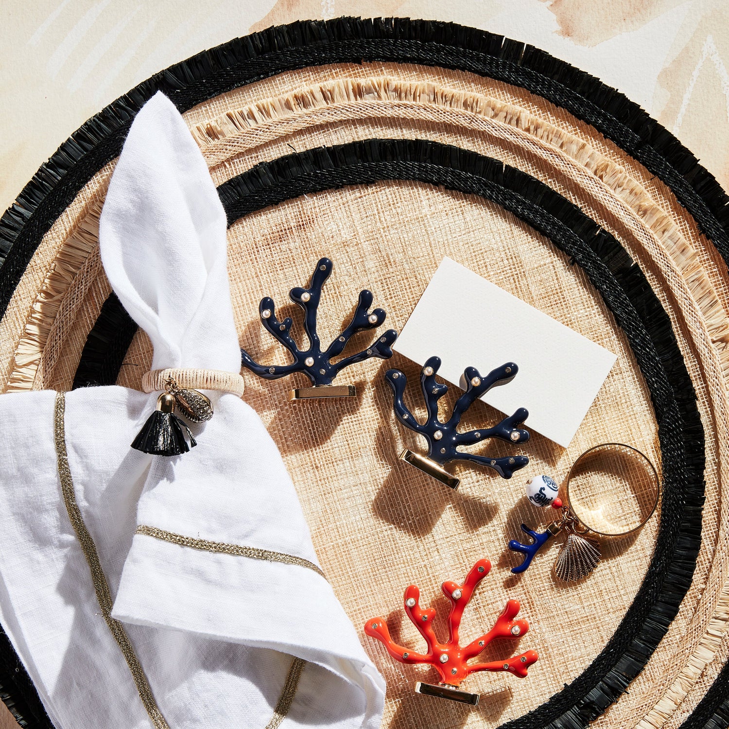 Ruffle Edge Straw Placemats – Black (Set of 4)