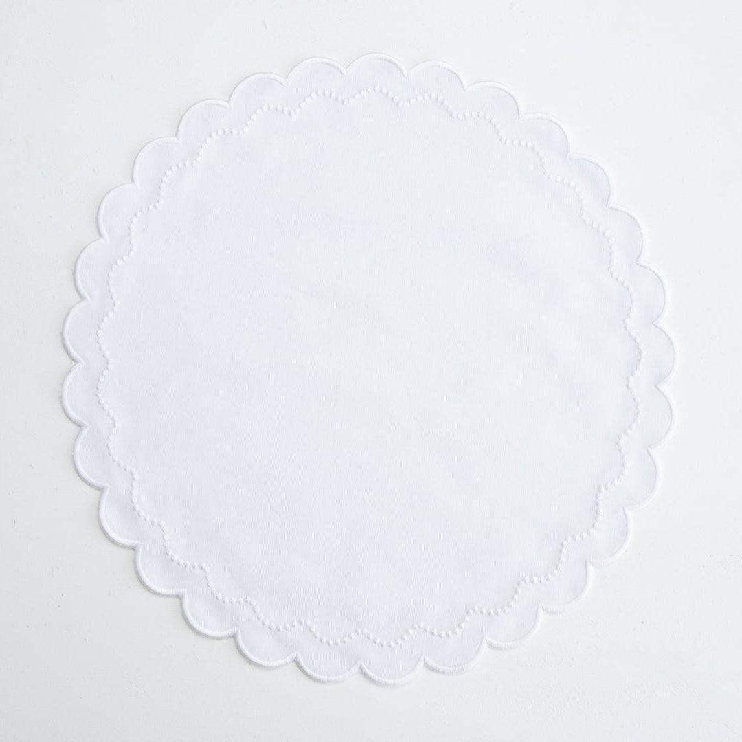White Scalloped Placemat & Napkin Set