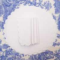 White Scalloped Placemat & Napkin Set