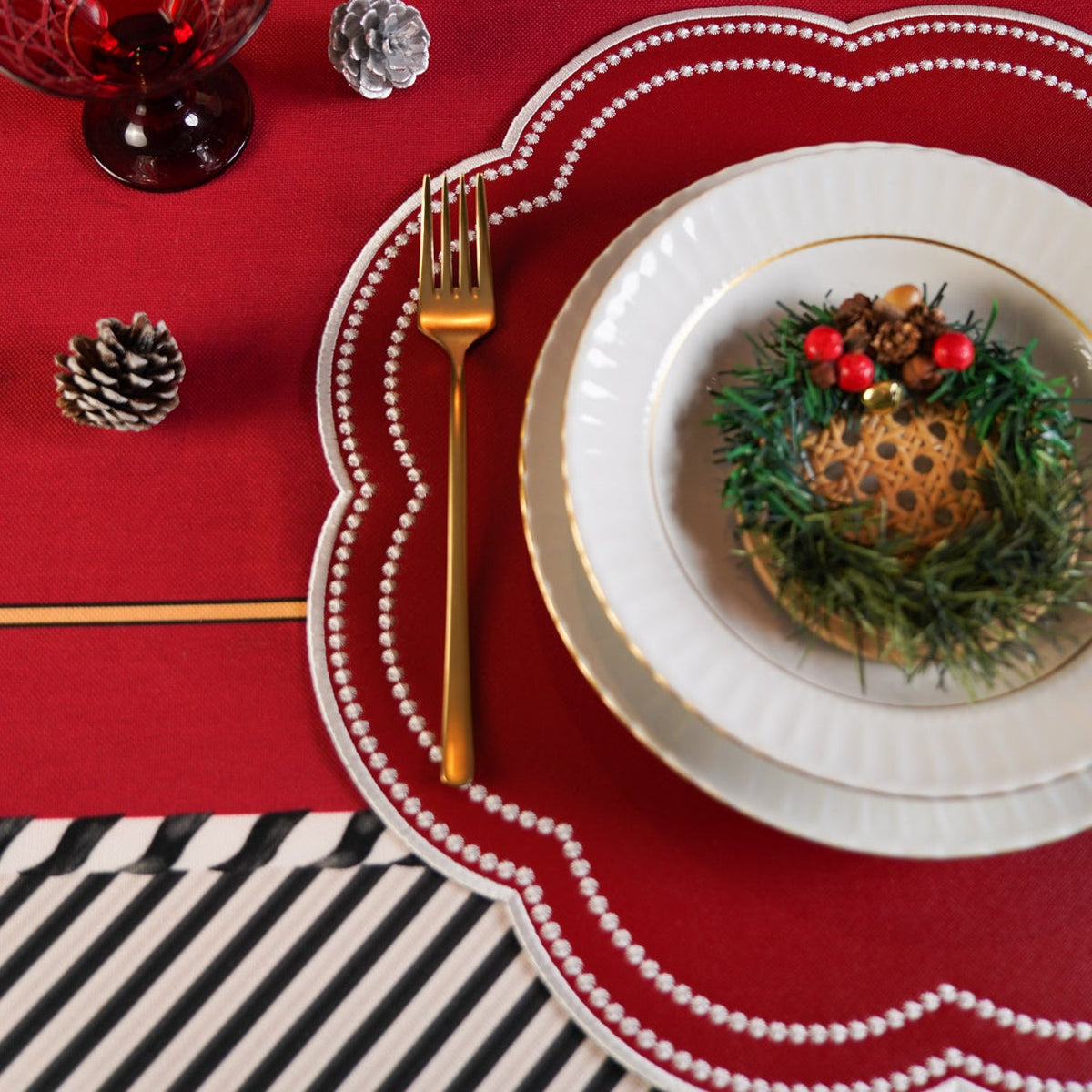 Nurture Red Scalloped Faux Leather Placemat