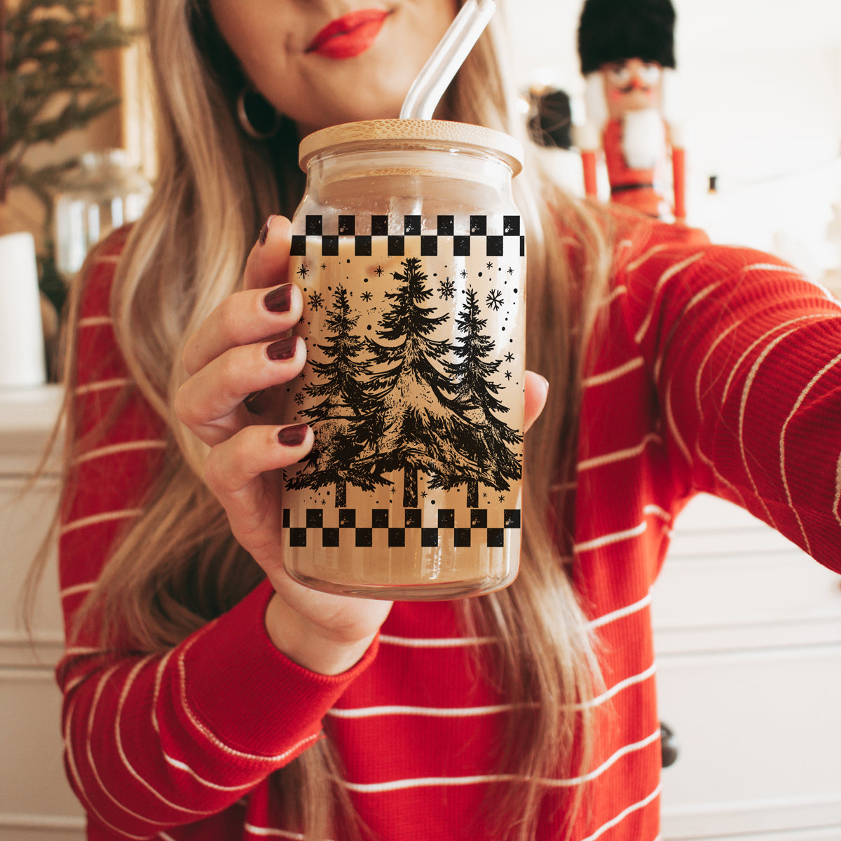 Retro Christmas Tree Cup